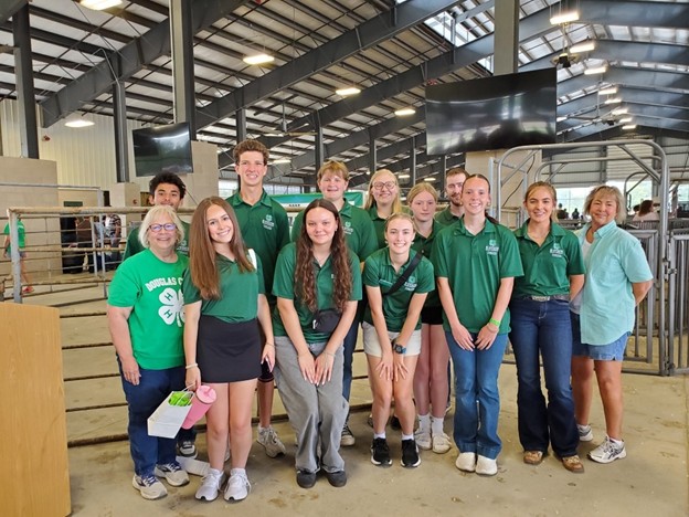 Group photo of 2025 4-H ambassadors at County Fair.